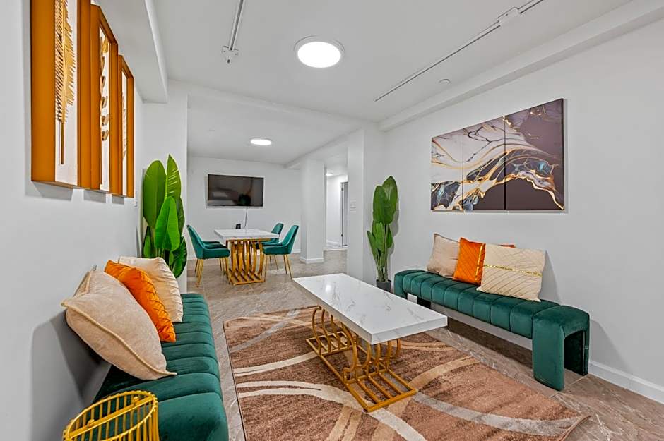 Upper East Side Luxury 3BR 2B 1700 square feet