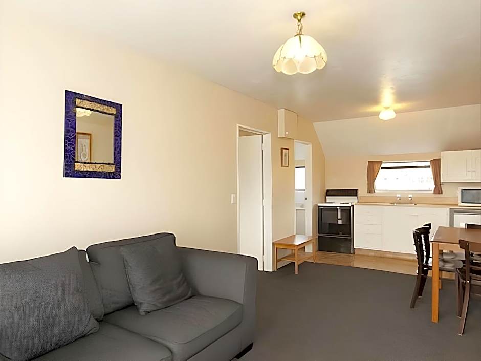 Merivale Court Motel