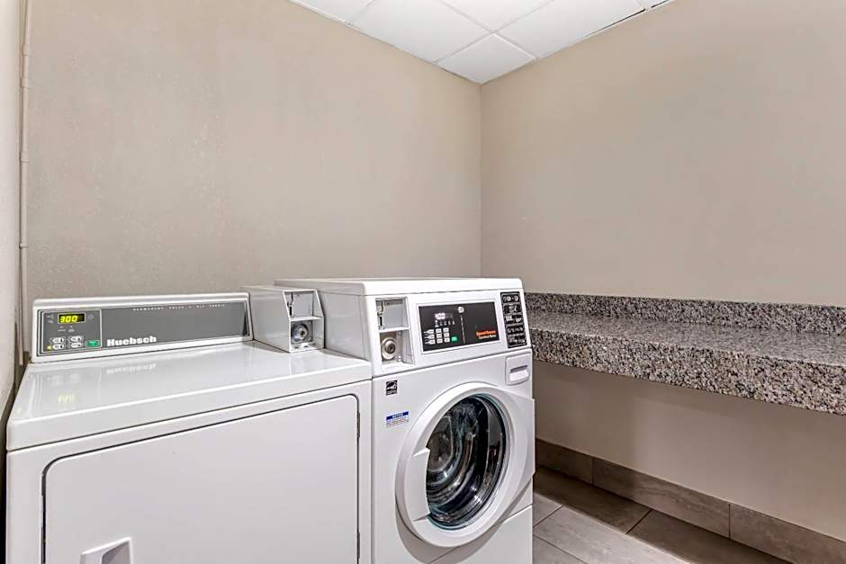 Quality Inn & Suites Union City - Atlanta South