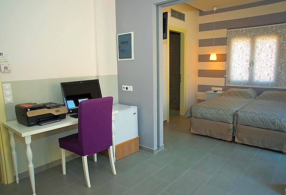 Photo 1 of 9 of Suite, City View