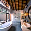 Nkala Safari Lodge