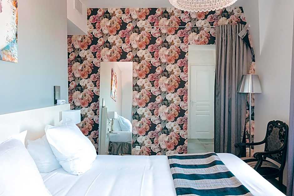 Le Manoir Hôtel