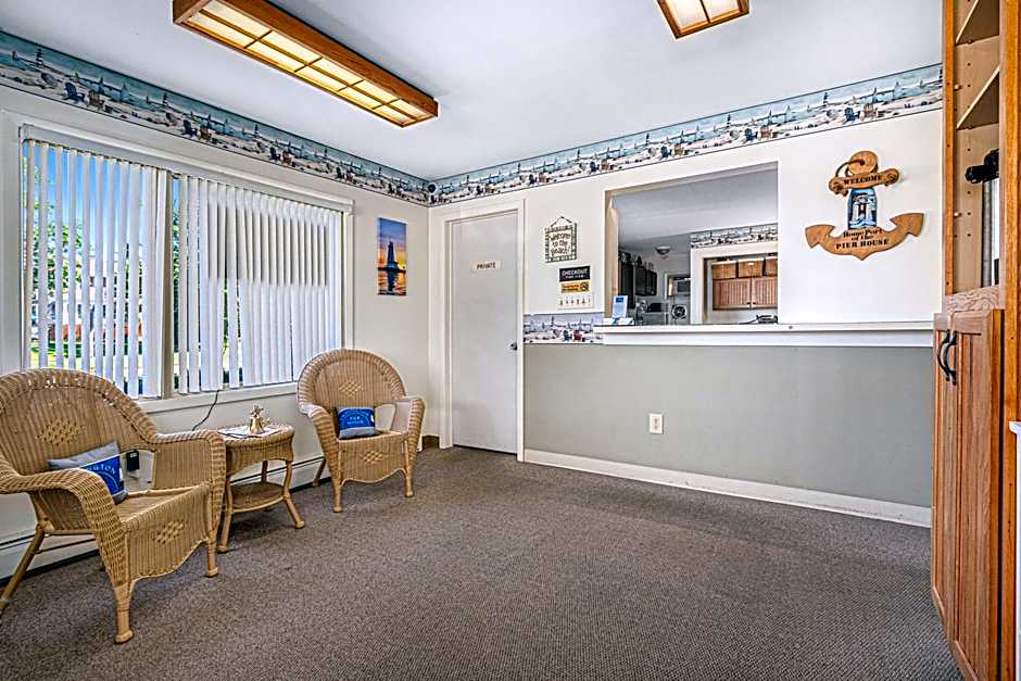 Ludington Pier House