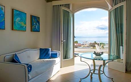 Suite with Sea View