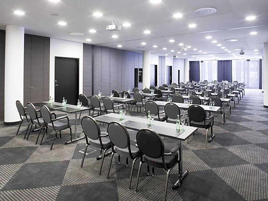 Moevenpick Hotel Stuttgart Airport