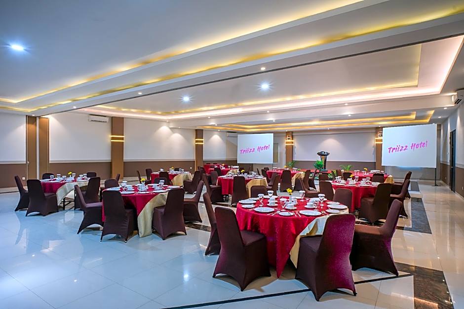 Triizz Hotel Semarang