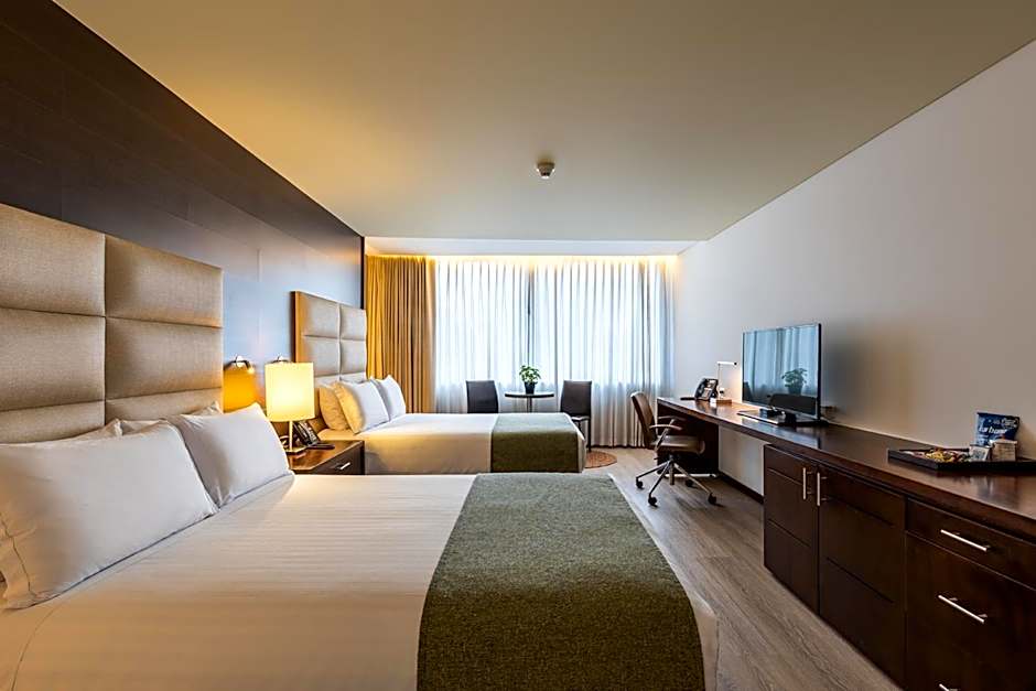 Hotel Estelar Milla De Oro