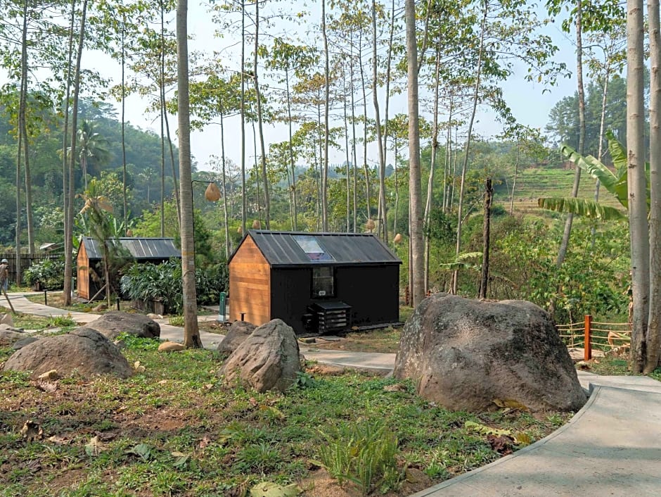 Bobocabin The Tavia, Puncak