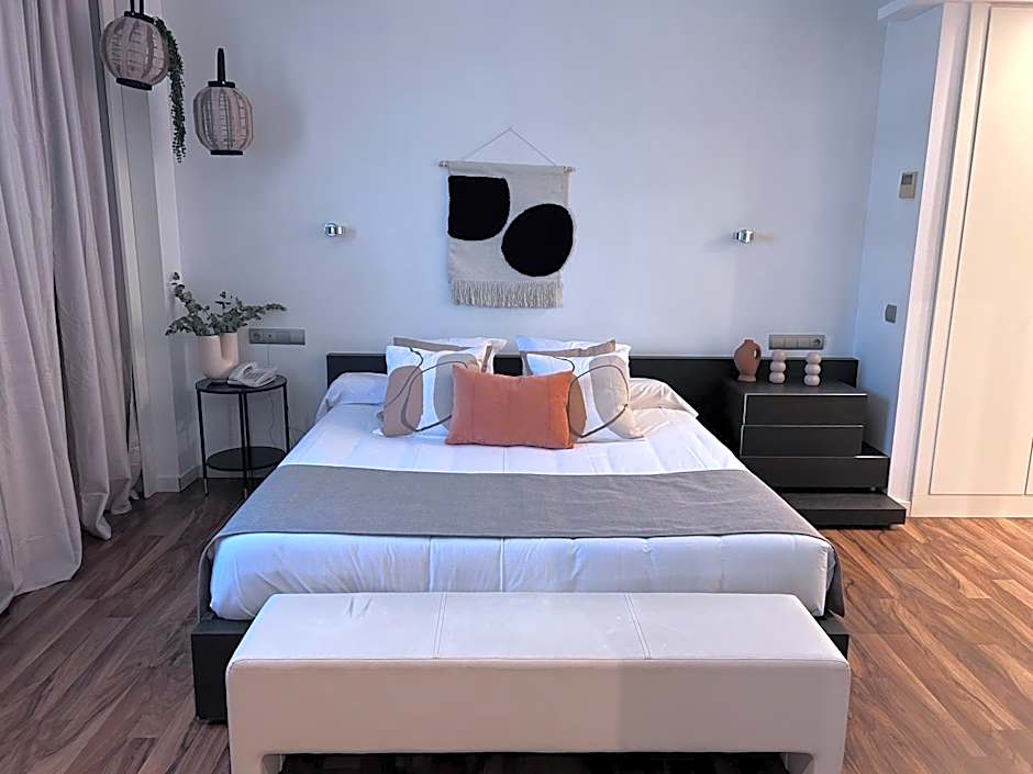 azz Valencia Tactica Hotel