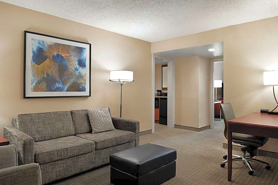 Embassy Suites by Hilton Cincinnati RiverCenter