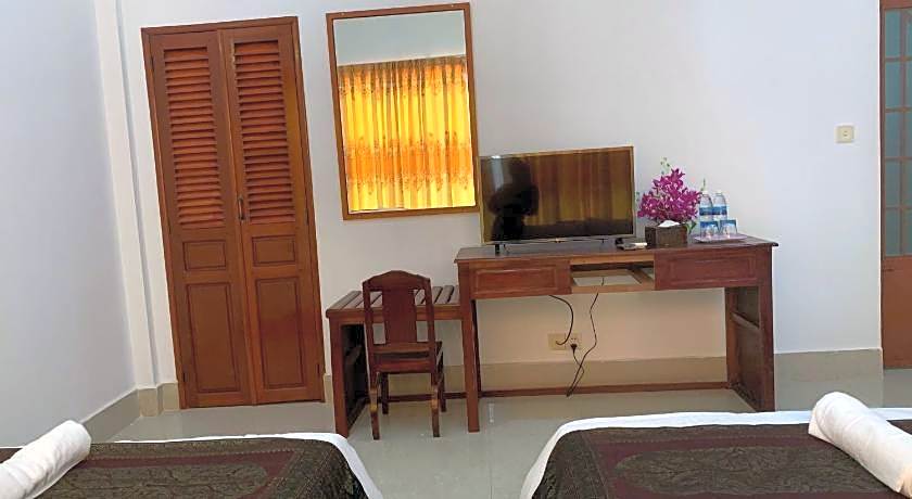 Reaksmey Meanrith Guesthouse and Residence