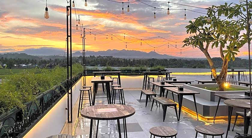 Kaloka Airport Hotel