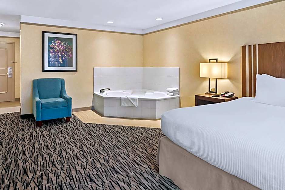 Best Western Plus Pitt Meadows Inn & Suites