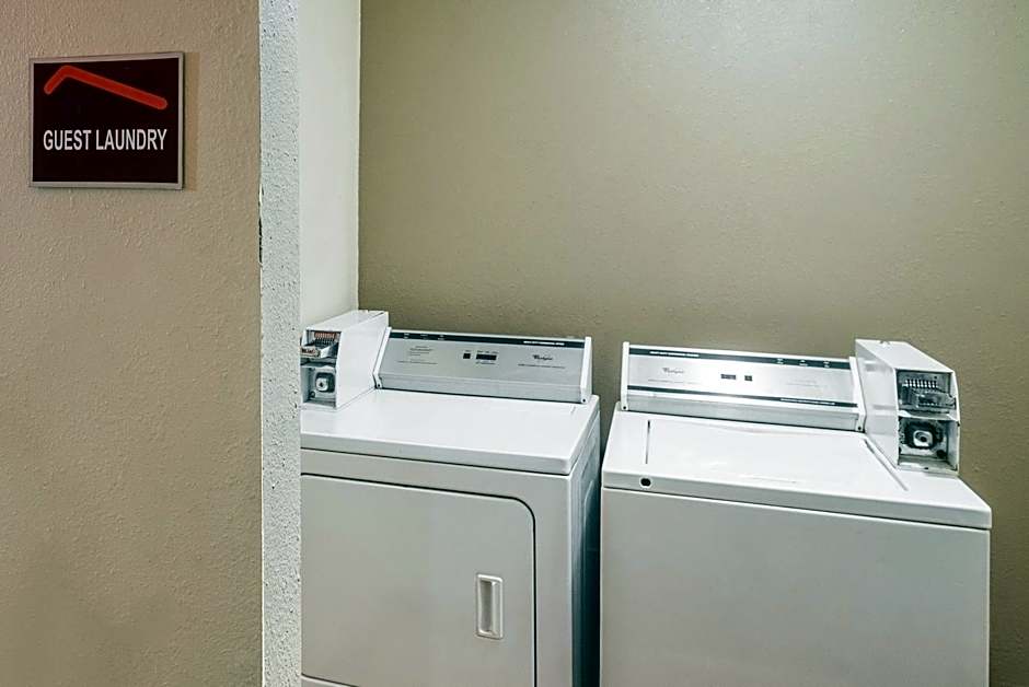 Red Roof Inn Spartanburg - I-26