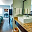HomeTowne Studios by Red Roof San Antonio - SeaWorld Northwest