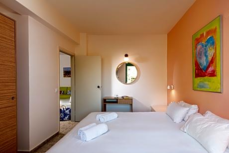 One Bedroom with Sea View