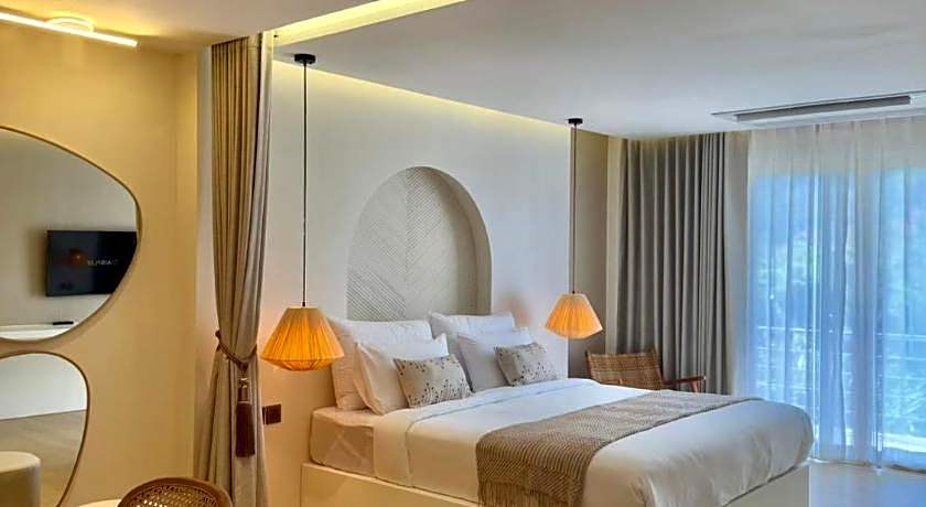 Tonsai Tropical Phi Phi Island