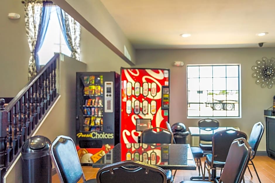 Super 8 by Wyndham Ardmore