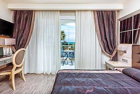 Double Room with Sea View