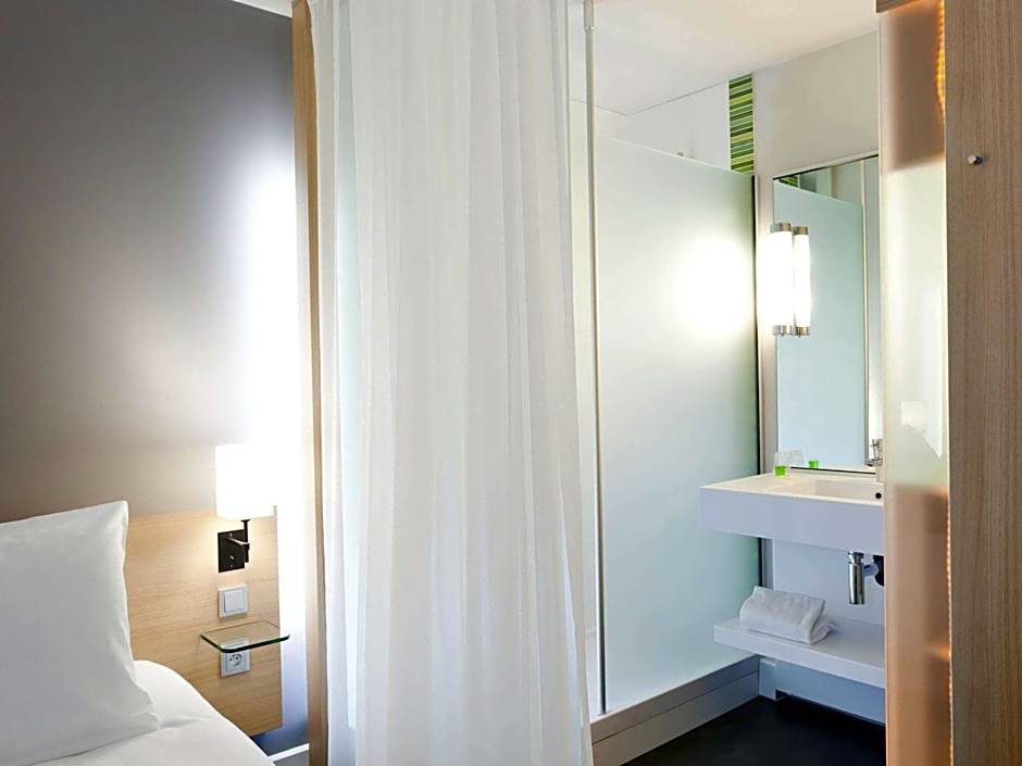 ibis Styles Nantes Reze Aéroport
