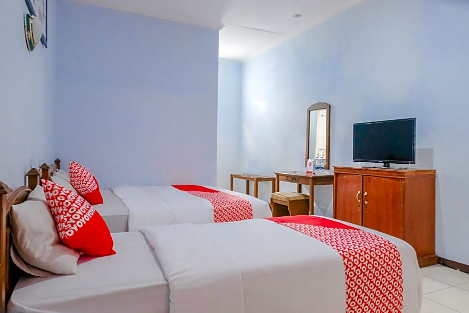 Hotel O Arjosari Near Plaza Araya Formerly Hotel Nugraha