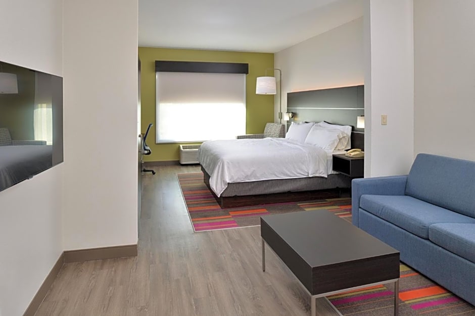 Holiday Inn Express Hotel & Suites Carthage