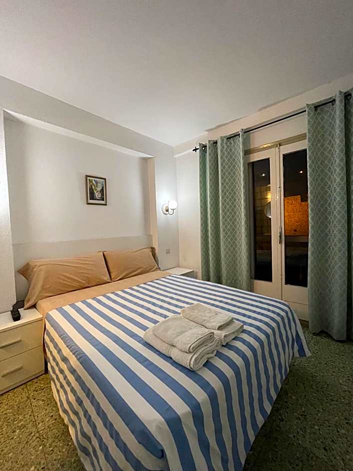 P&R hostals Maria Rosa