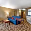 Comfort Inn Dyersville Near Field of Dreams