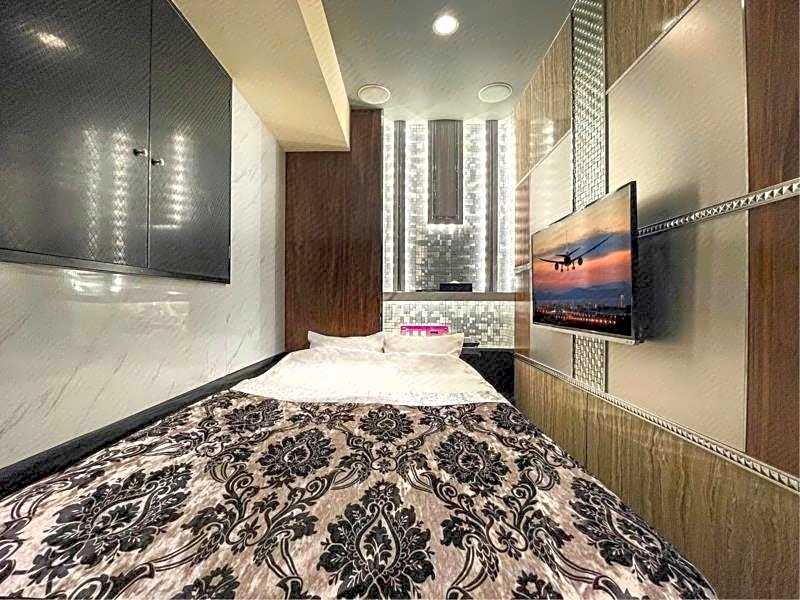 Hotel Amethyst