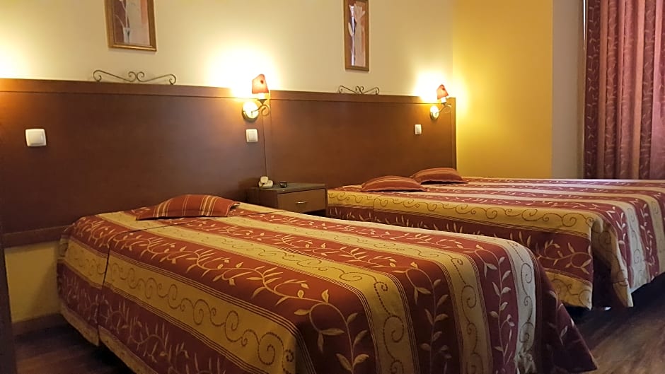 Grande Pensao Residencial Alcobia