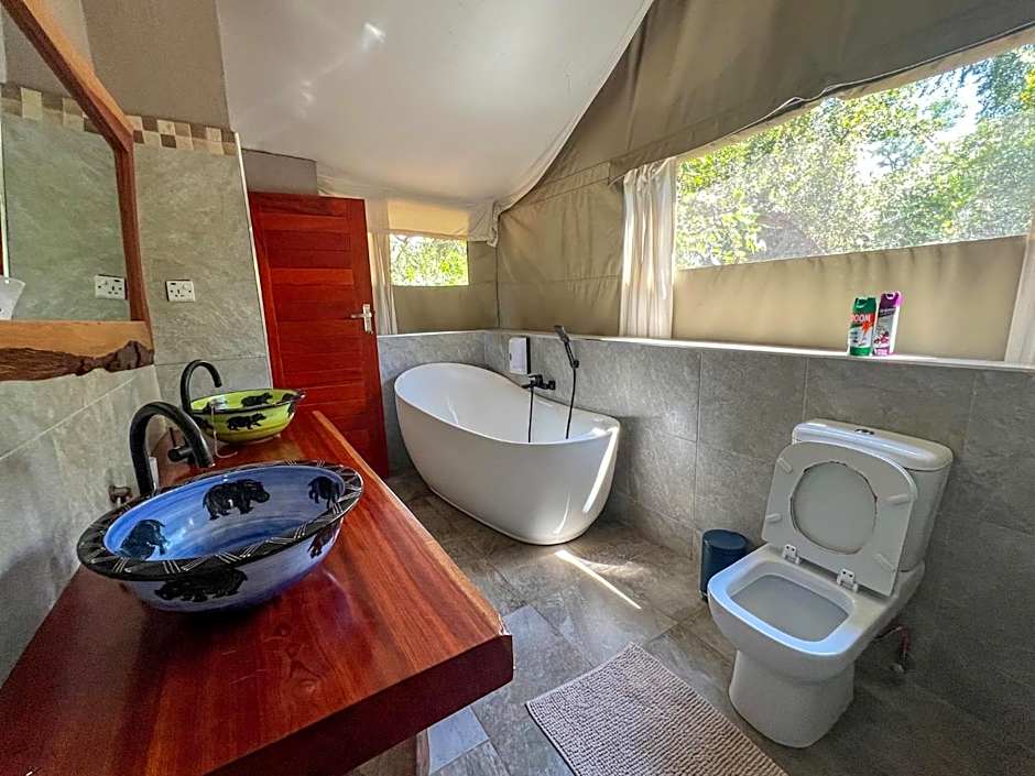Maramba River Lodge