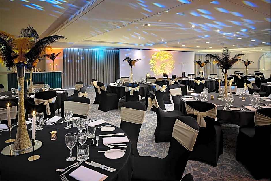 Hilton Cobham