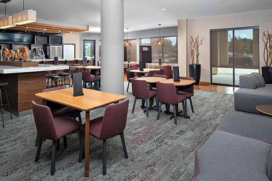 Courtyard by Marriott Raleigh North/Triangle Town Center