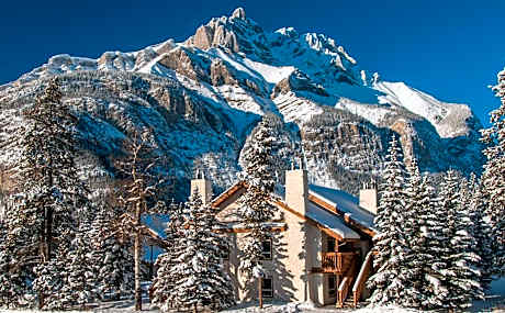 Banff Rocky Mountain Resort