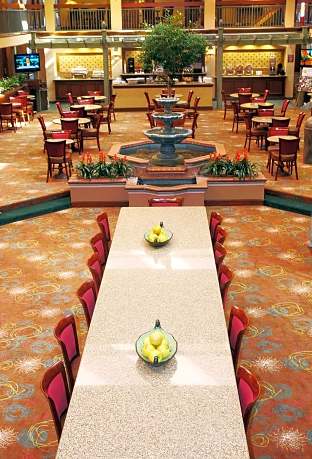 Auburn Place Hotel And Suites