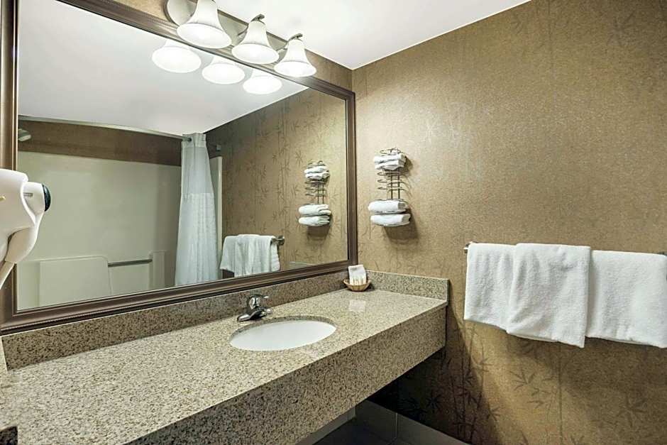 Days Inn by Wyndham Westminster