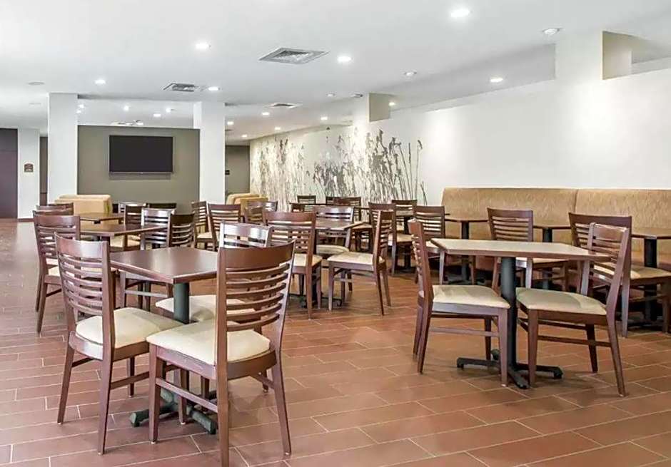 Sleep Inn & Suites Hannibal West