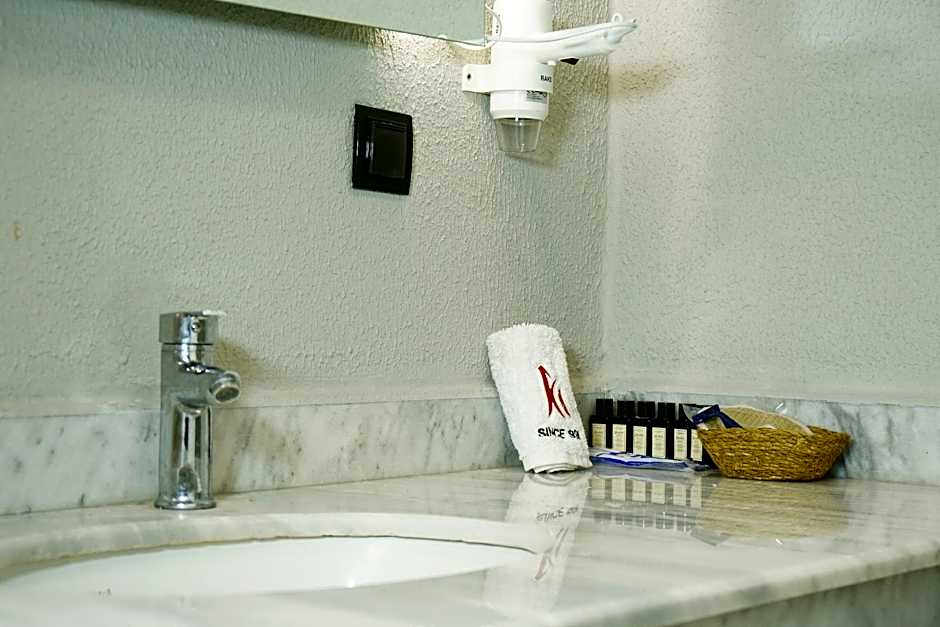 KANÇUL HOTEL TASTEPELER