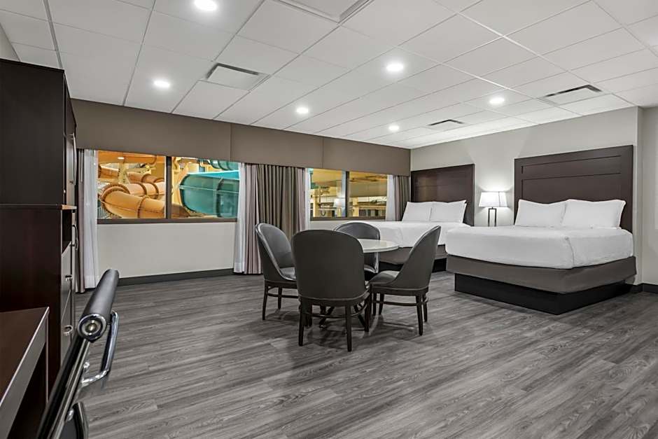 Best Western Plus Port O'Call Hotel
