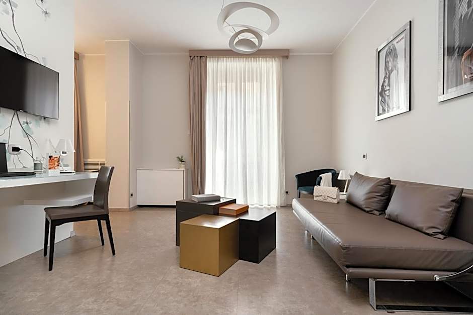 Montenapoleone Suites