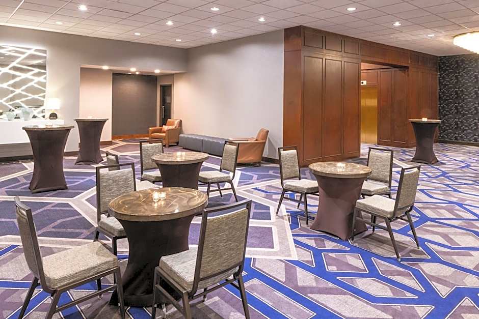 Sheraton Indianapolis City Centre Hotel