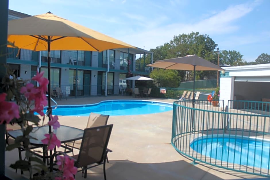 Ozark Valley Inn