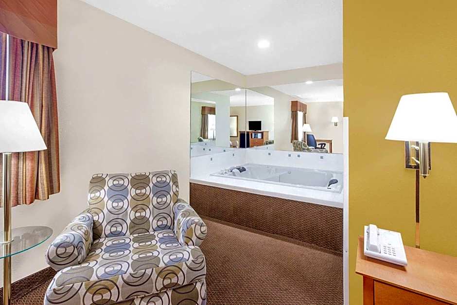 Baymont by Wyndham Port Huron