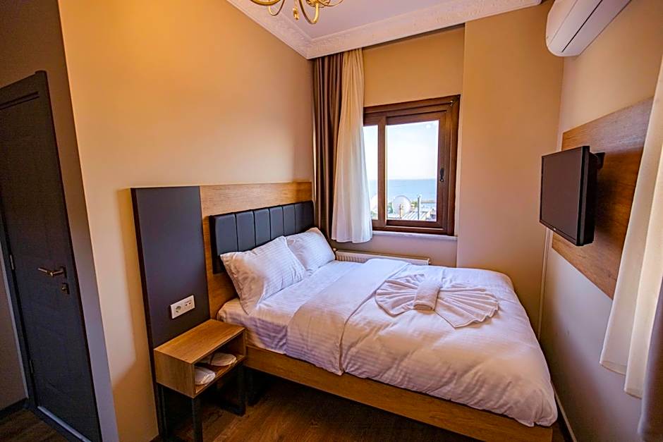 Grand Balyan Hotel & Restaurant