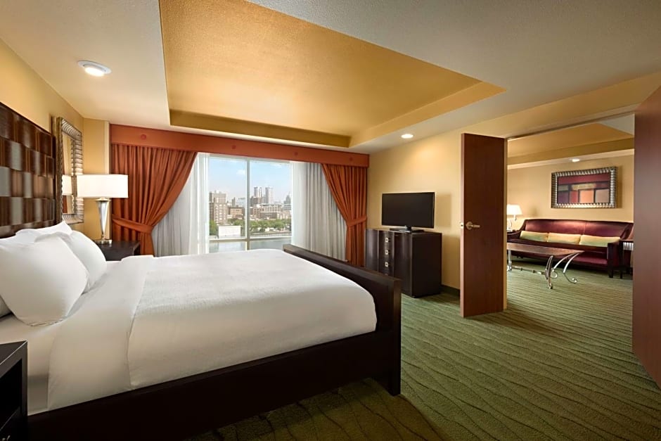 Embassy Suites by Hilton E Peoria Riverfront Conf Center