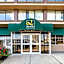 Quality Inn & Suites Cincinnati Downtown Area