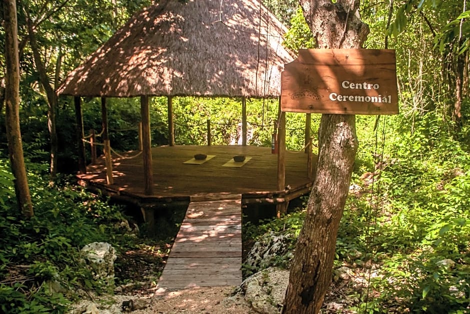 Akumal Natura Glamping