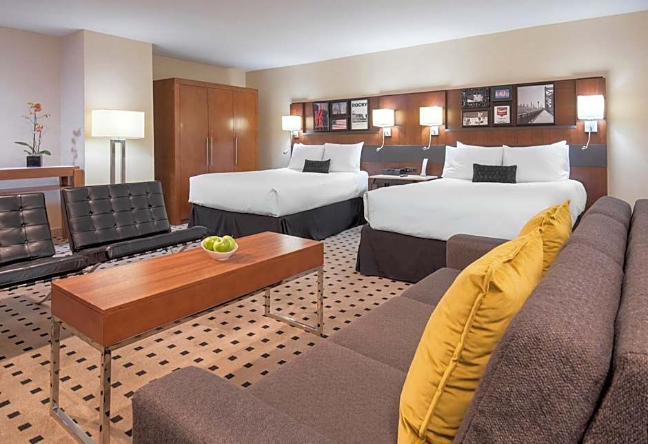 Photo 1 of 9 of 2 Double Beds, Hearing/Mobility Accessible, Bathtub