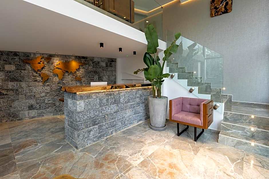 Beach Walk Luxury Suites