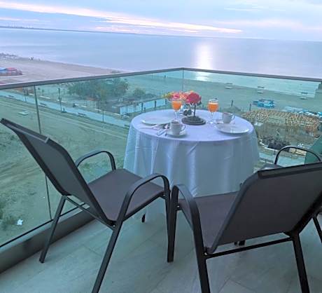 MaraVali Seaview Mamaia